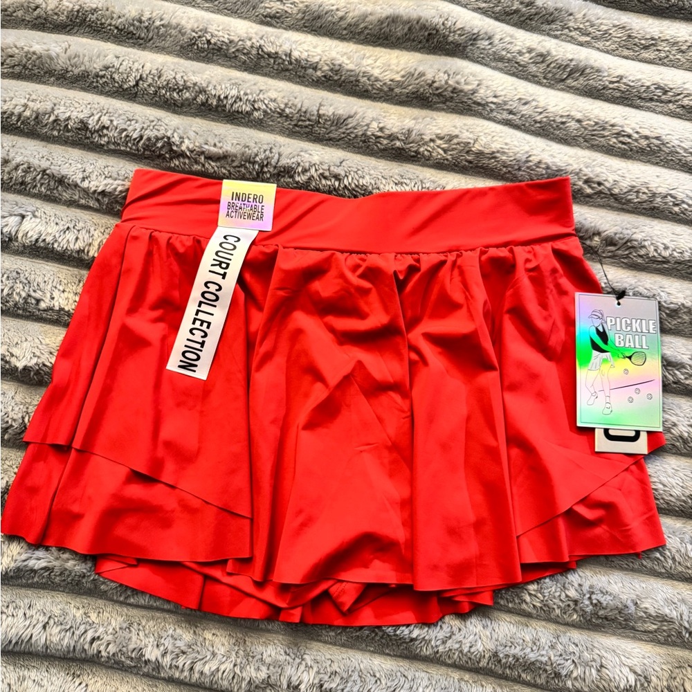 Indero brand skort. Stretchy fabric. Size large